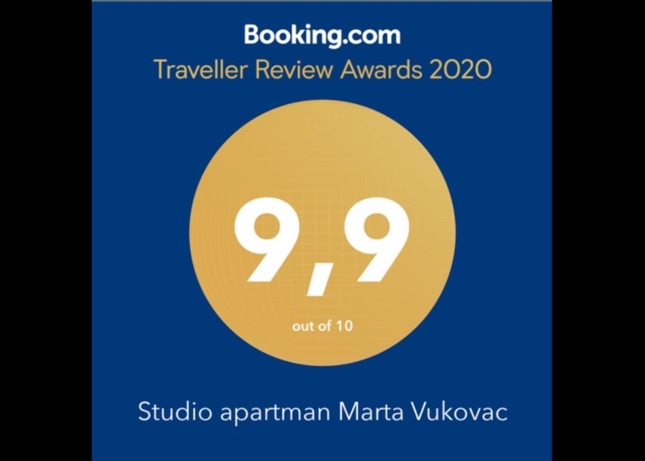 Studio Apartman Marta โคเรนนิซา ภายนอก รูปภาพ