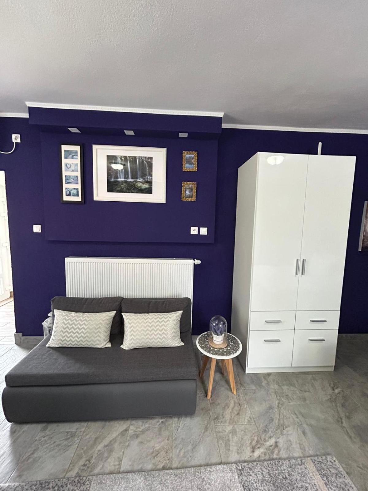 Studio Apartman Marta โคเรนนิซา ภายนอก รูปภาพ