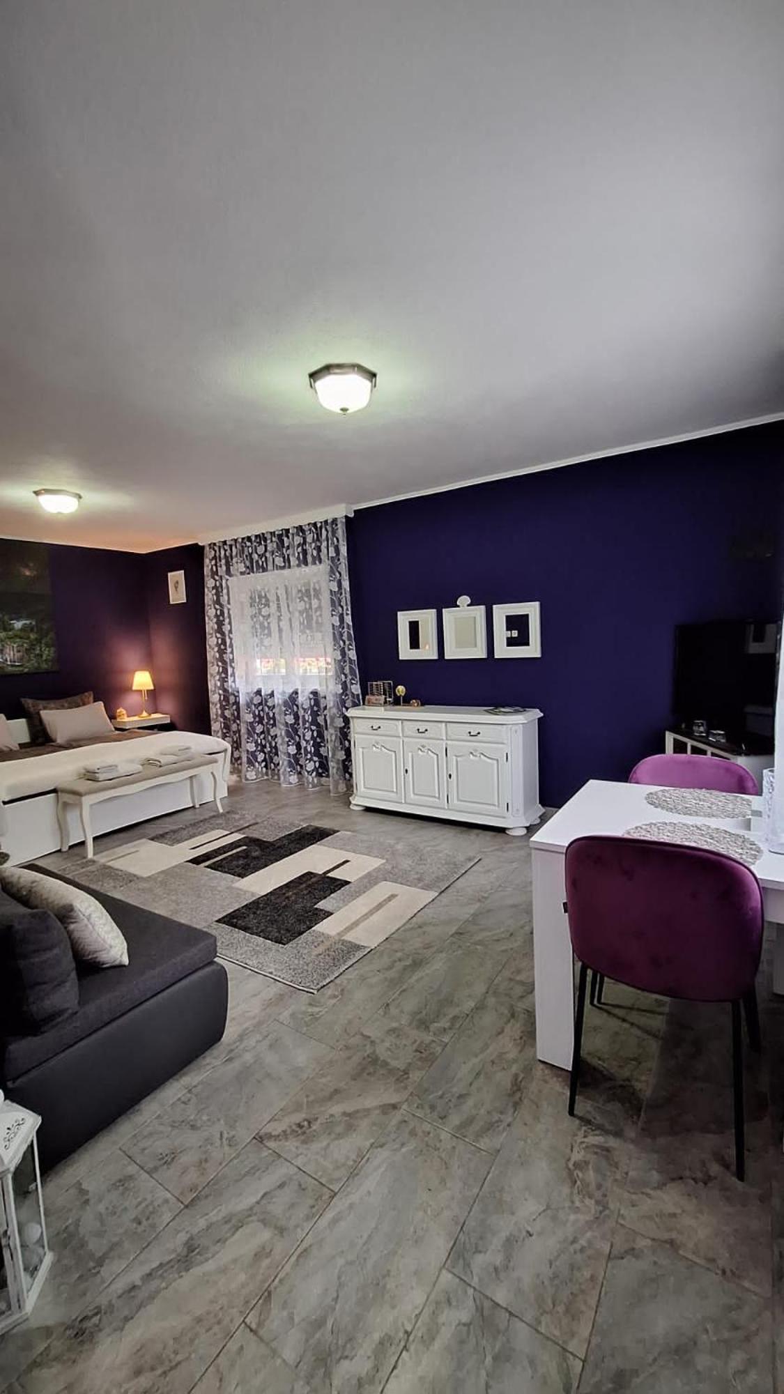 Studio Apartman Marta โคเรนนิซา ภายนอก รูปภาพ