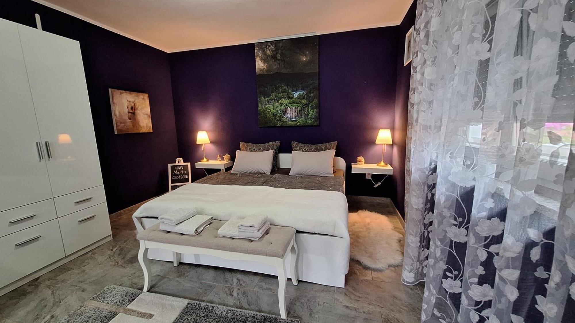 Studio Apartman Marta โคเรนนิซา ภายนอก รูปภาพ